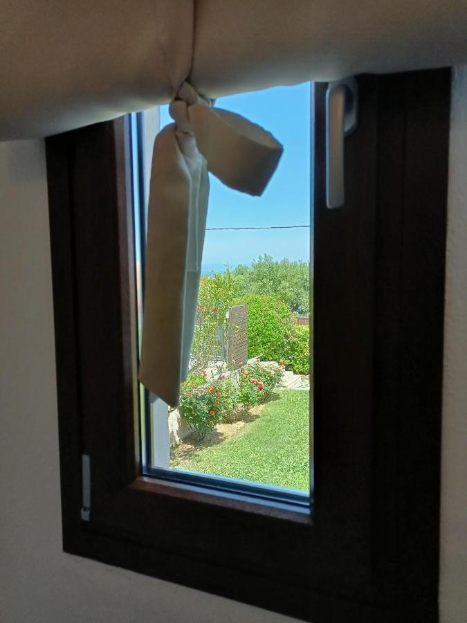 Marios Garden House Lägenhet Afytos Exteriör bild