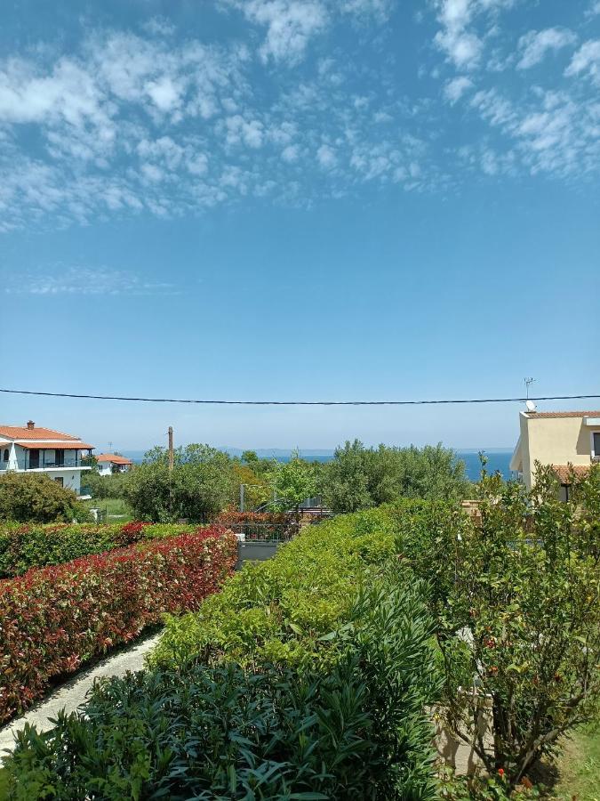 Marios Garden House Lägenhet Afytos Exteriör bild